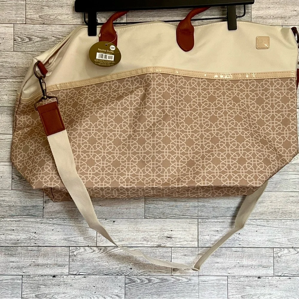NEUTRAL DUFFLE BAG / Faux Leather Handless / Removable Shoulder Strap‎ (NWT)
